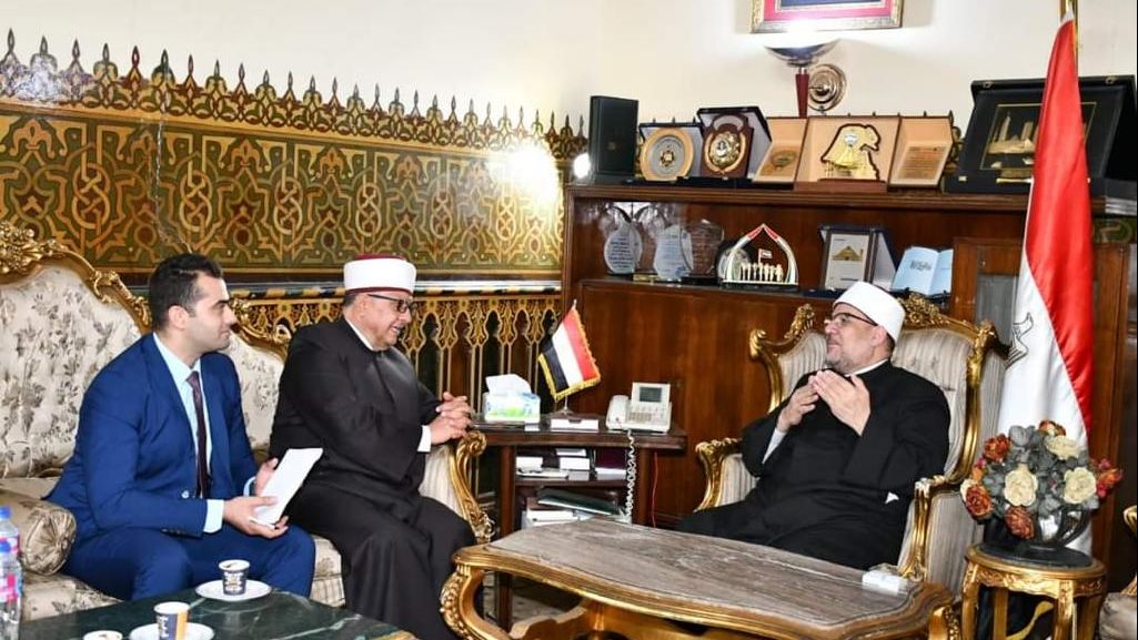 وزير الأوقاف ونظيره الفلسطيني 