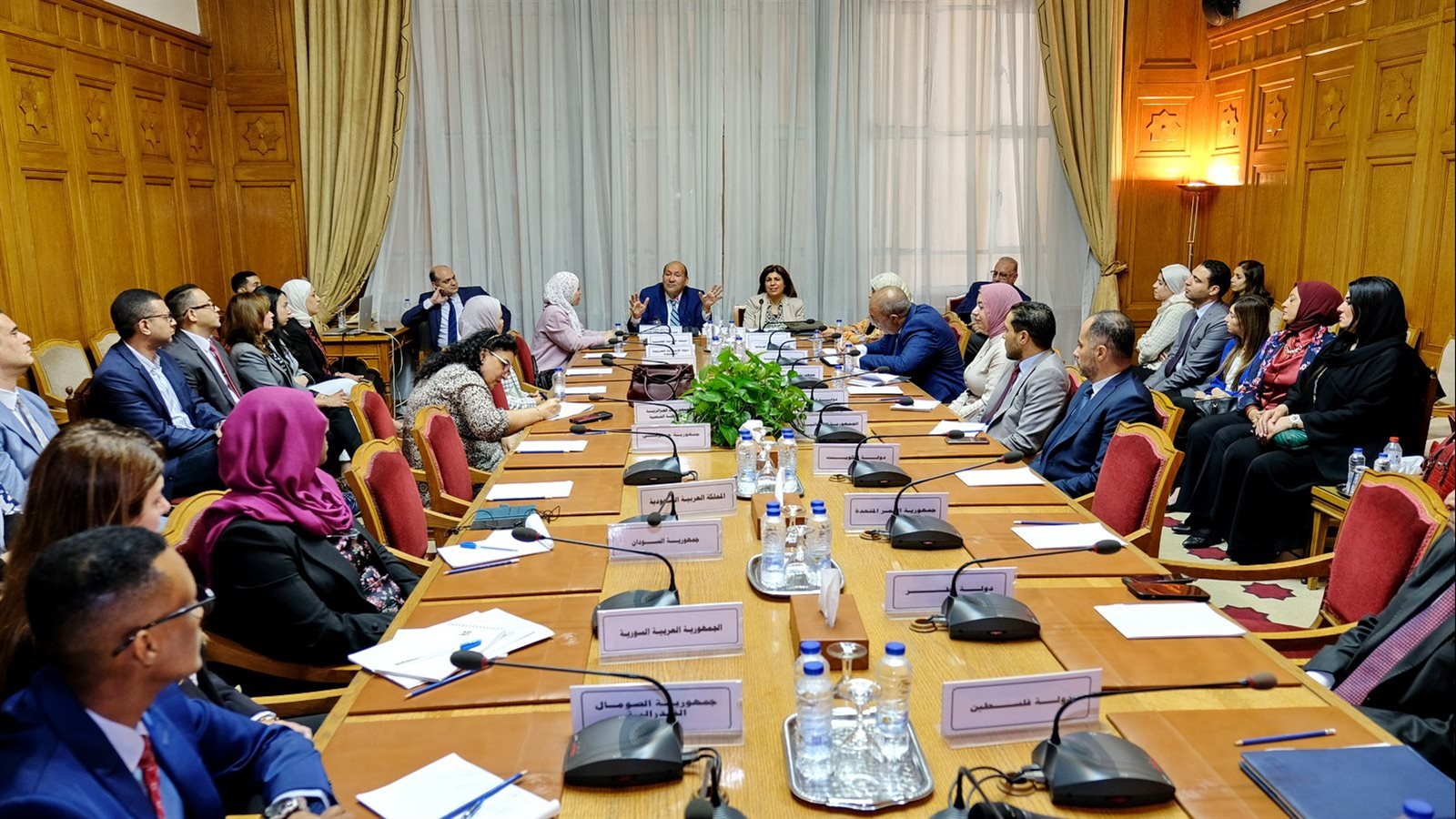 اجتماع متابعة مبادرة المشروعات الخضراء بمصر 