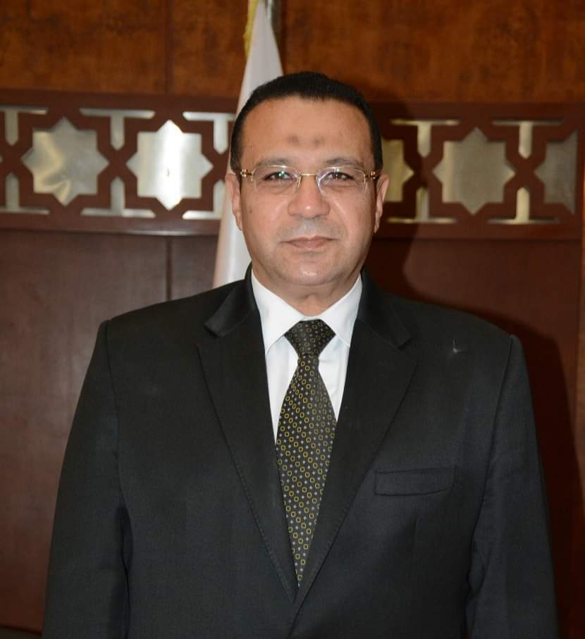 الدكتور محمد البيومي 