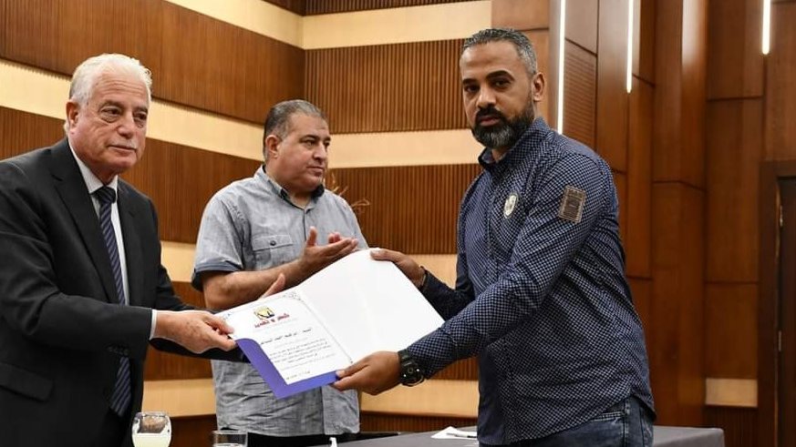 فودة يكرم  للمواطن لامانته