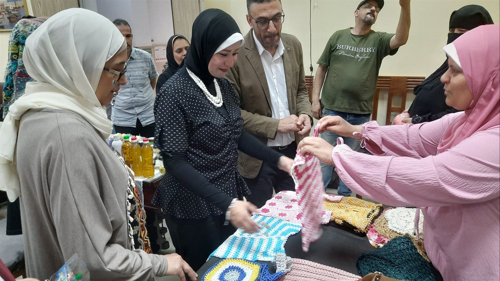 افتتاح معرض الحرف اليدوية بحي الجمرك