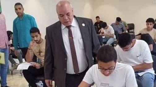 صورة تدّعي الغش على طالب .. ورئيس جامعة الدلتا يرد 