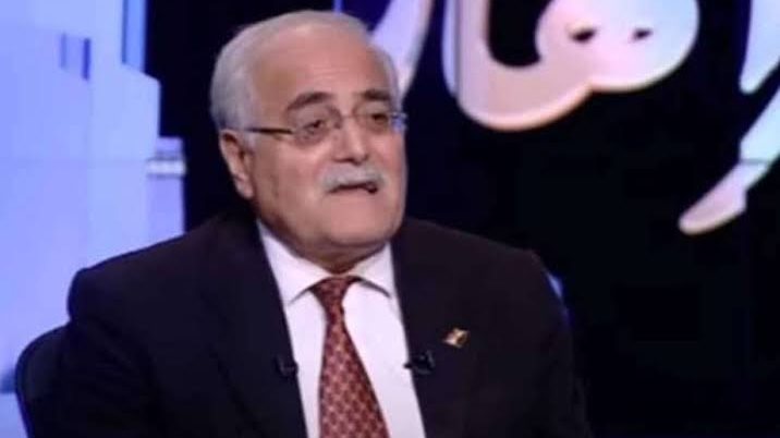 الدكتور علي قطب، أستاذ المناخ