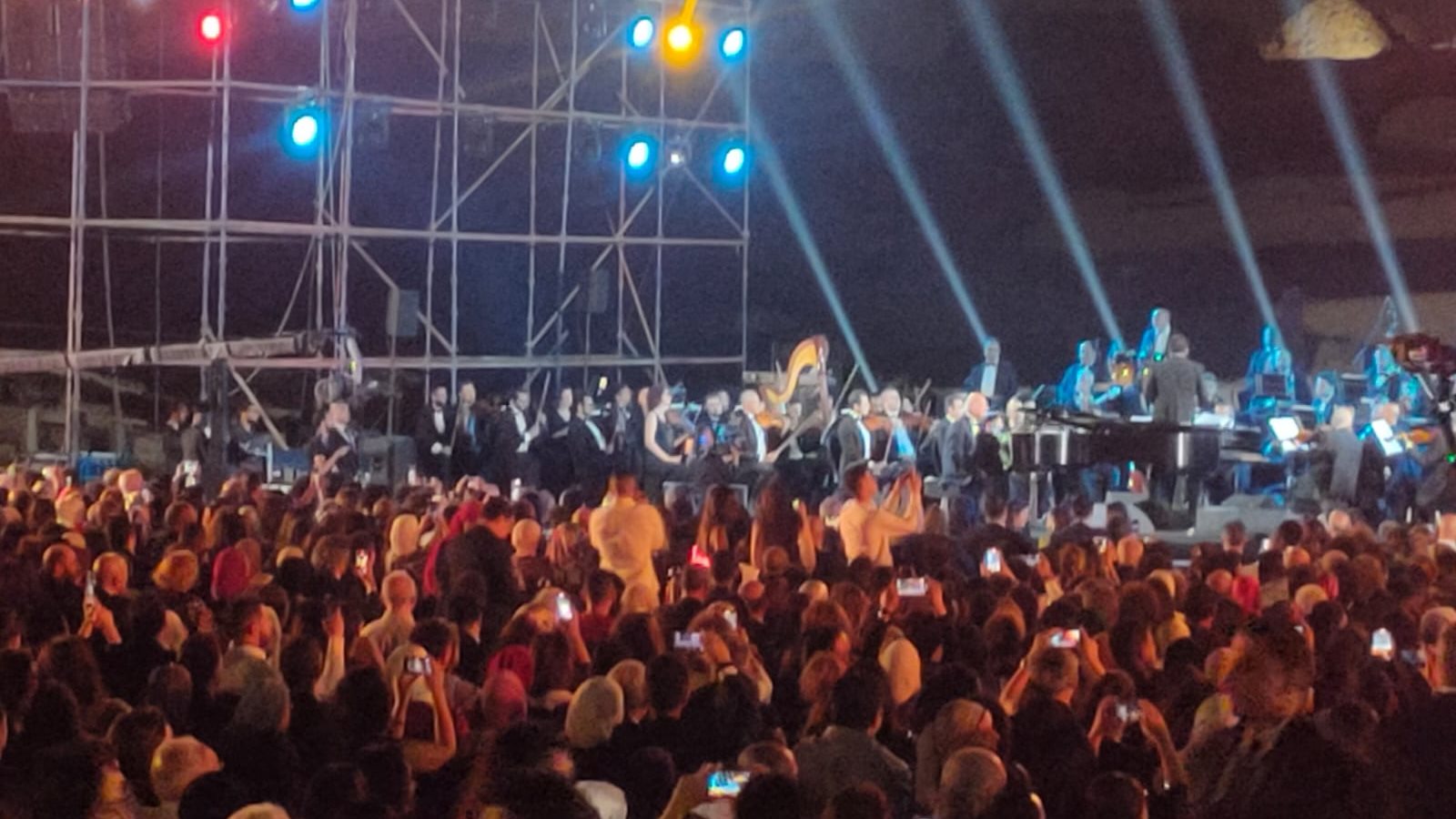 حفل عمر خيرت