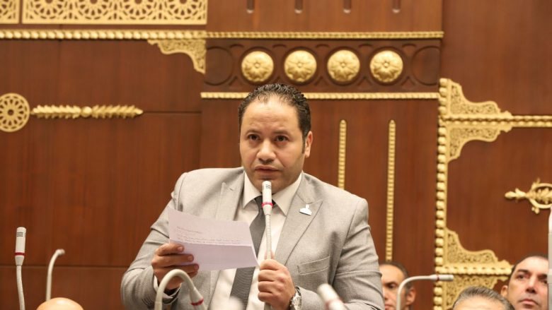 النائب مصطفى سالمان ، عضو مجلس الشيوخ