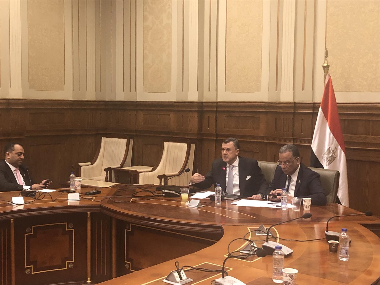  أحمد عيسى وزير السياحة والآثار 