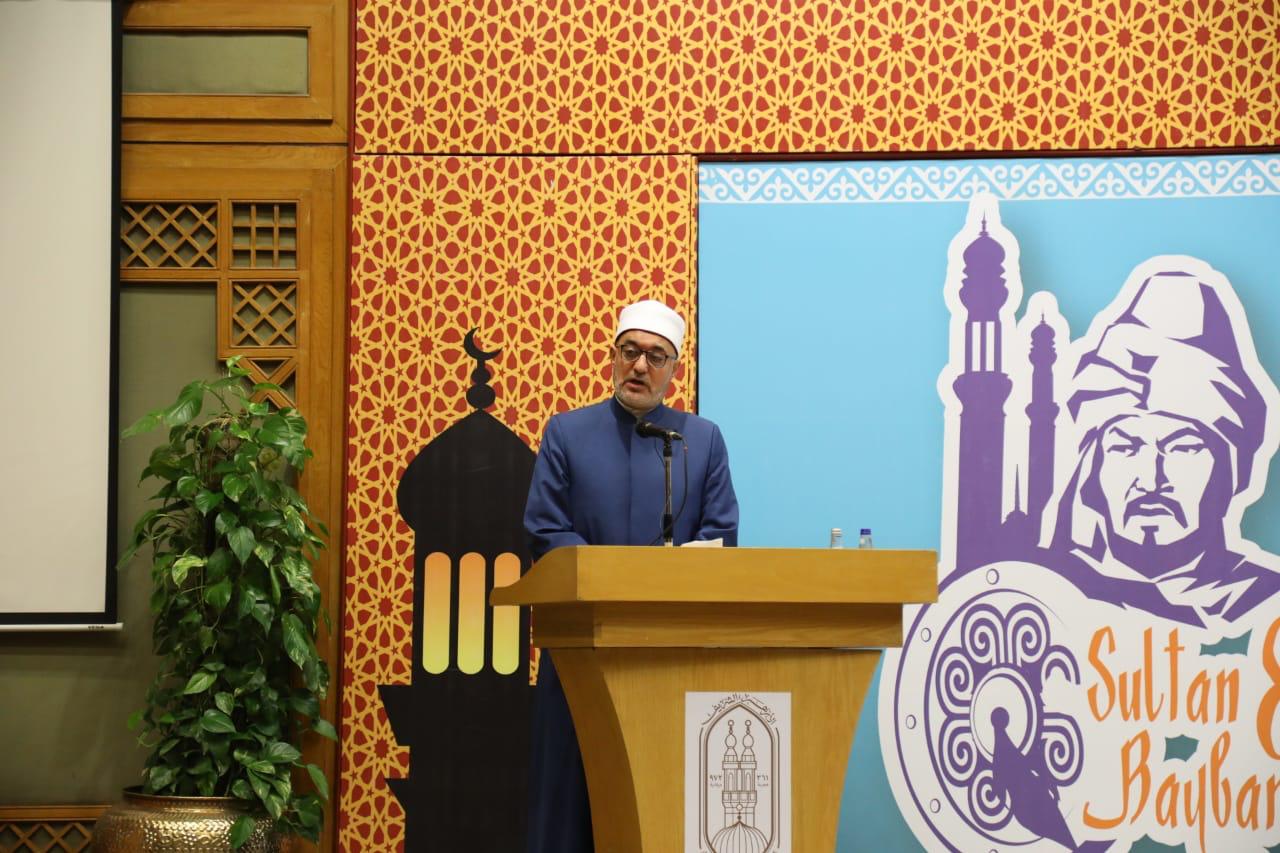 الدكتور نظير عياد 