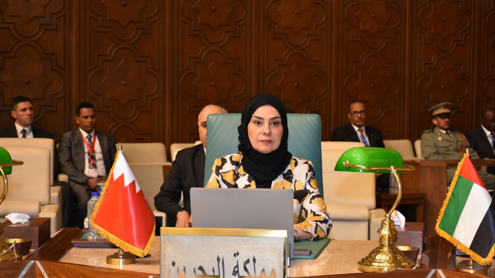 السفيرة فوزية بنت عبد الله زينل
