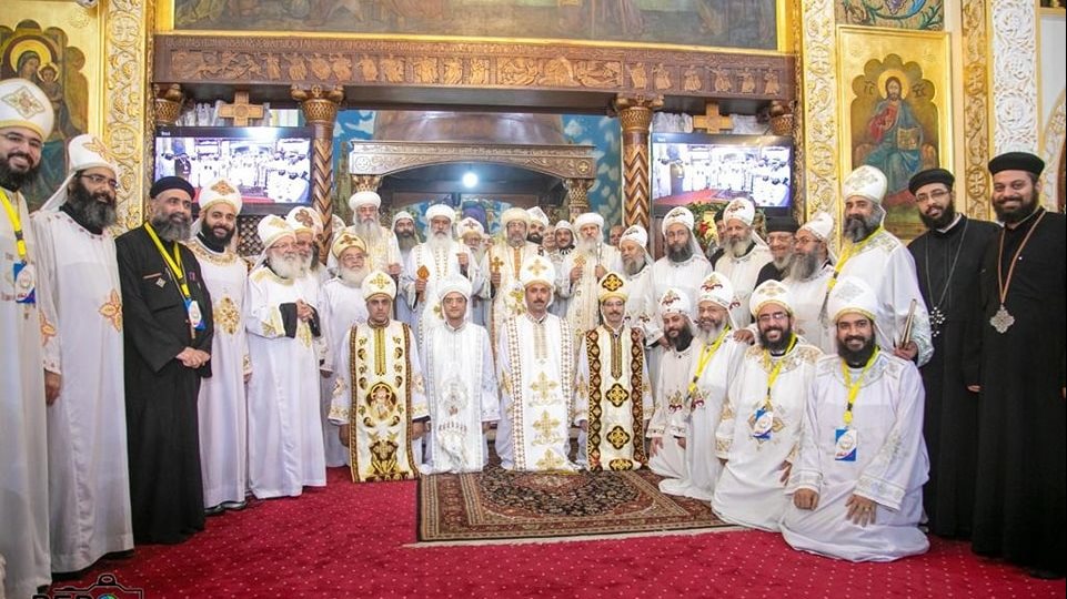 سيامة 4 كهنة جدد للخدمة بكنائس الجيزة 