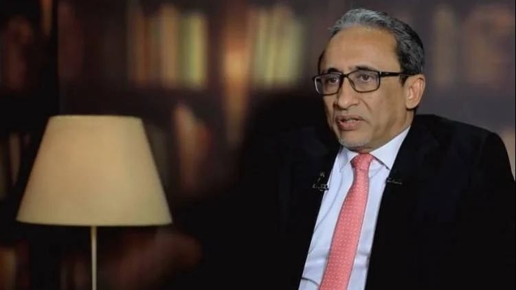 السفير محمدى أحمد النى الأمين العام لمجلس الوحدة الاقتصادية 