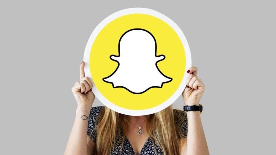 سناب شات برسوم ضريبية بعد كده..ما الحكاية؟؟