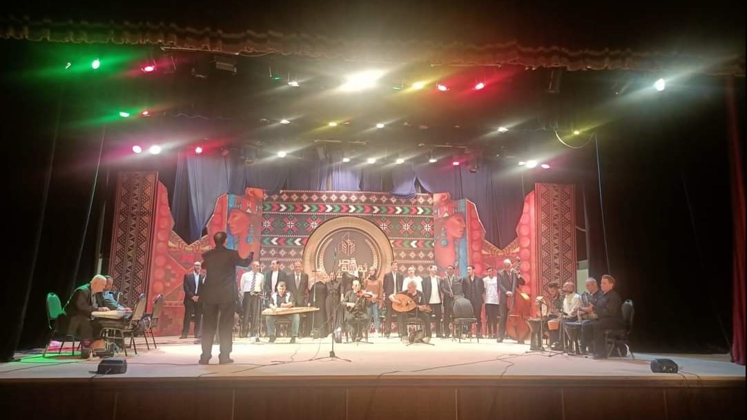 عرض فرقة الموسيقي العربية بالعريش 