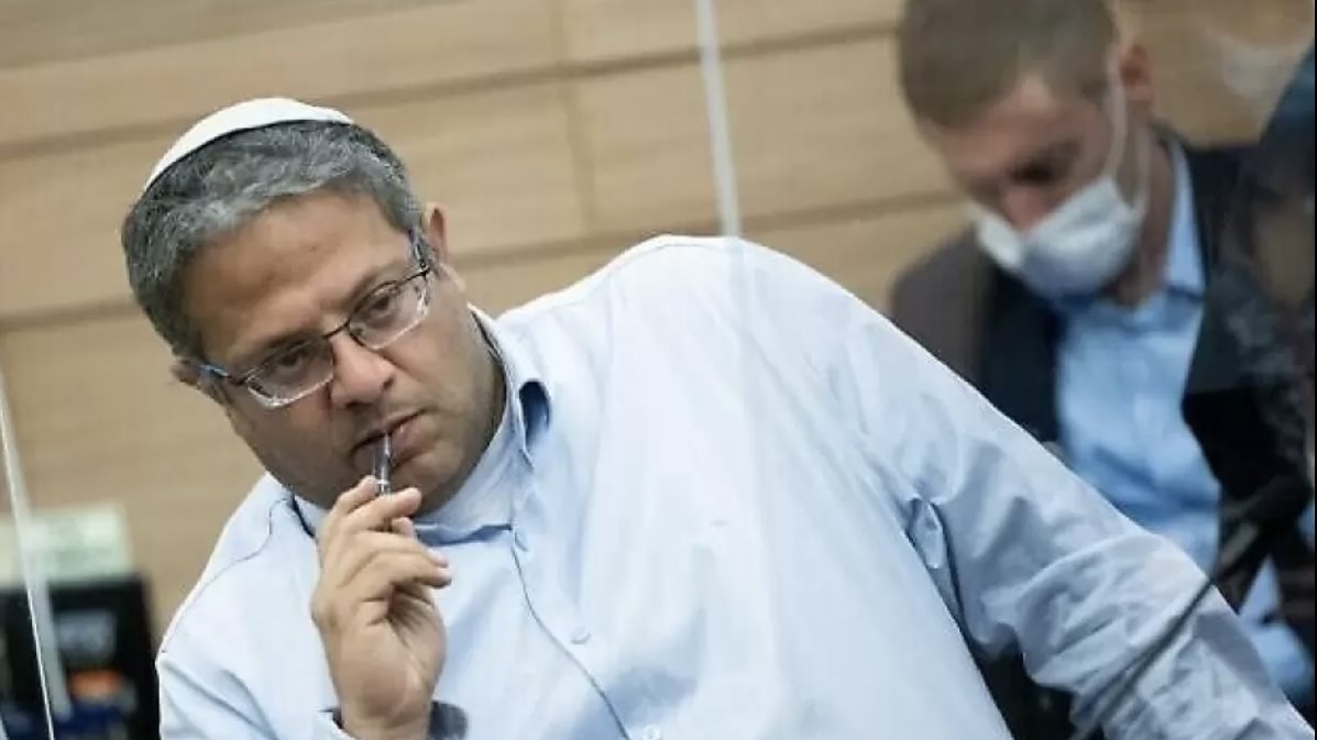 هآرتس: وزير الأمن الإسرائيلي يستعين بمتطرفين في اتخاذ القرار
