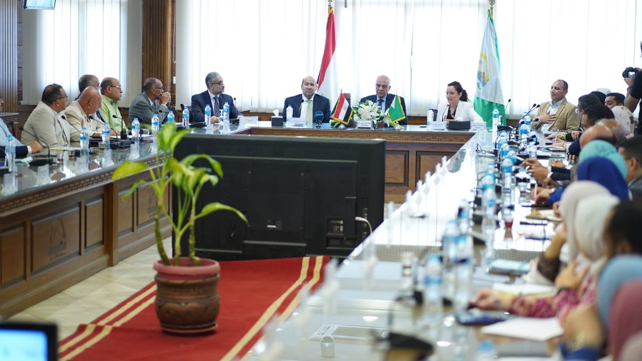 السفير هشام بدر المنسق العام لمبادرة المشروعات الخضراء