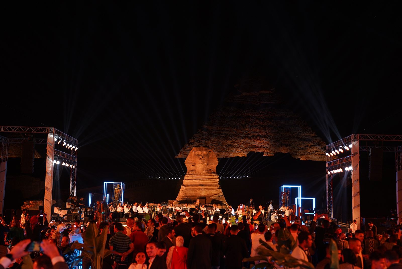 c0cb2f5f-2607-4222-a0f1-19718221f98e