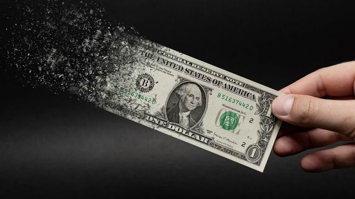 هيمنة الدولار ستنتهي.. توقعات جديدة من أقوى المصرفيين بموسكو هيمنة الدولار ستنتهي.. توقعات جديدة من أقوى المصرفيين بموسكو