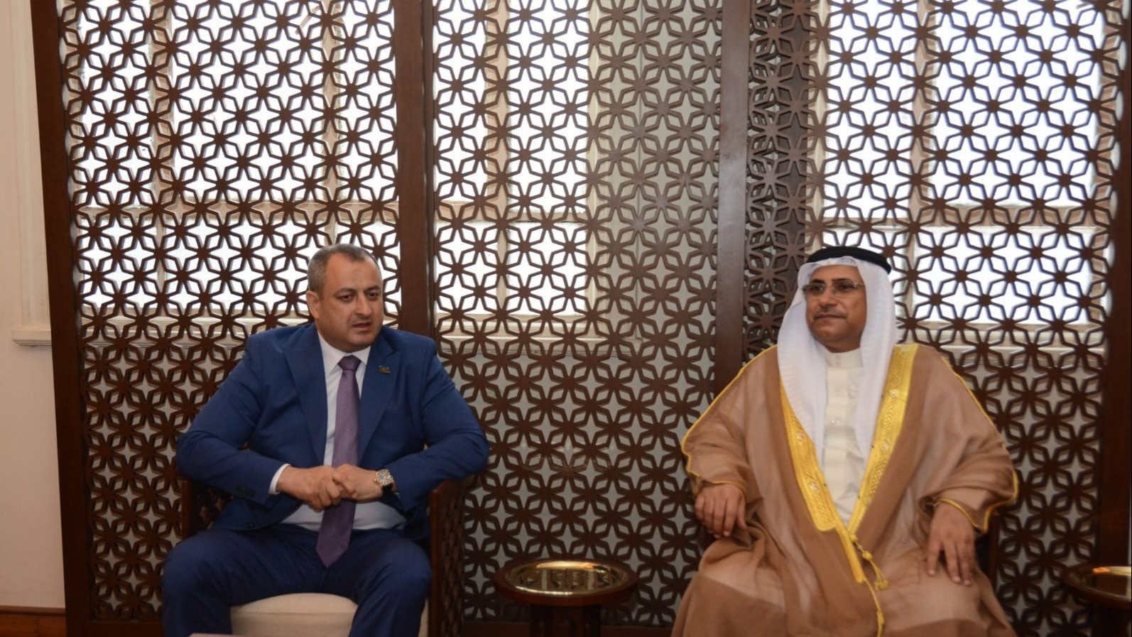 العسومي يستقبل النائب الأول للمجلس الوطني الأذربيجاني