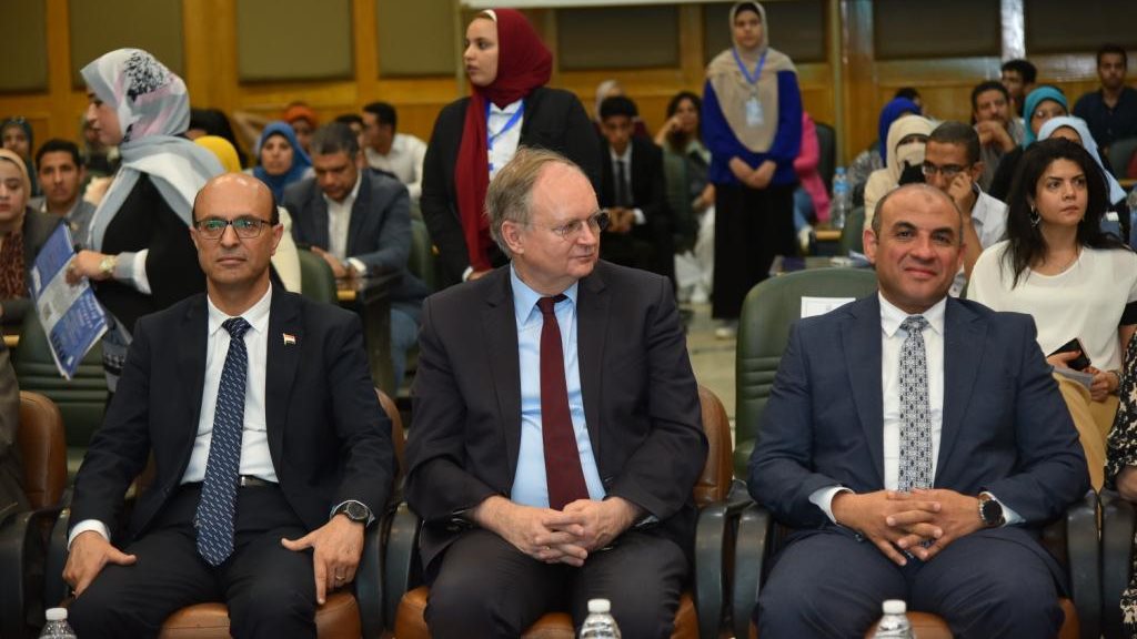 جلسة نموذج محاكاة الإتحاد الأوربي بجامعة أسيوط 