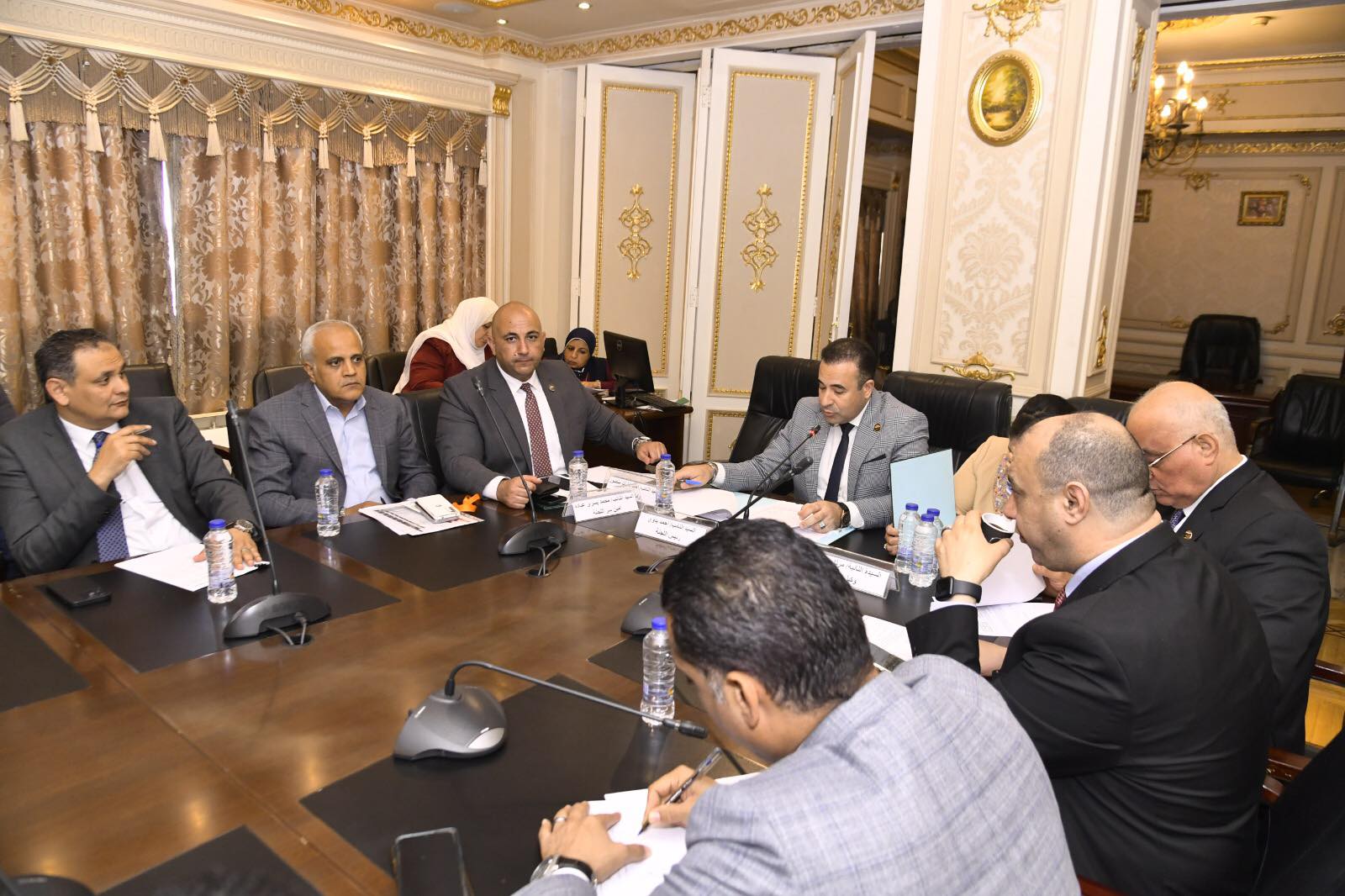  المهندس الحسيني عادل نائب رئيس الجهاز التنفيذي للشركه المصر