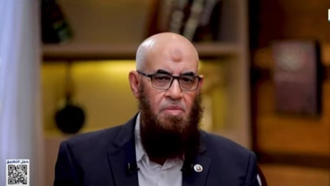 يونس مخيون 