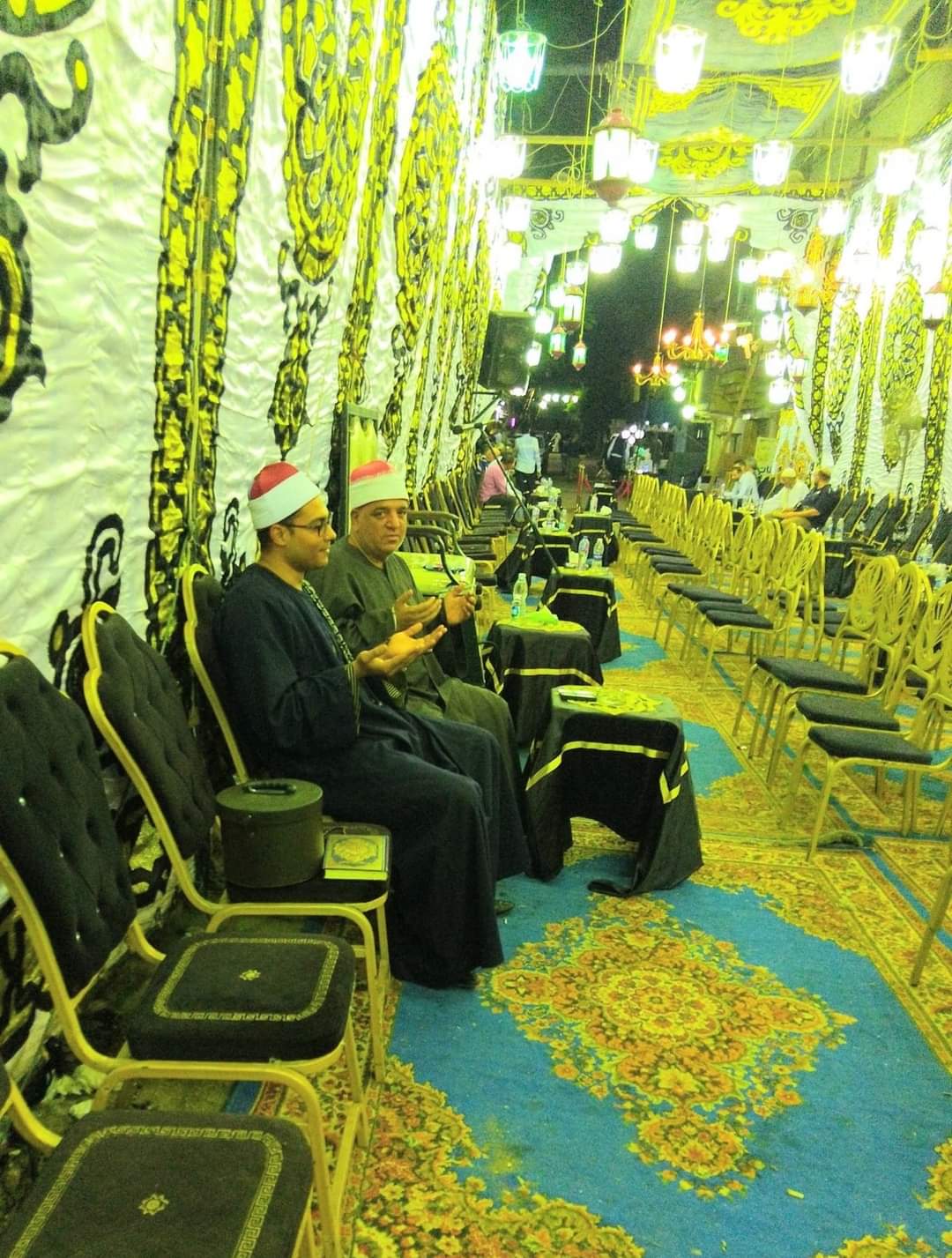 العزاء فارغ من المعزين