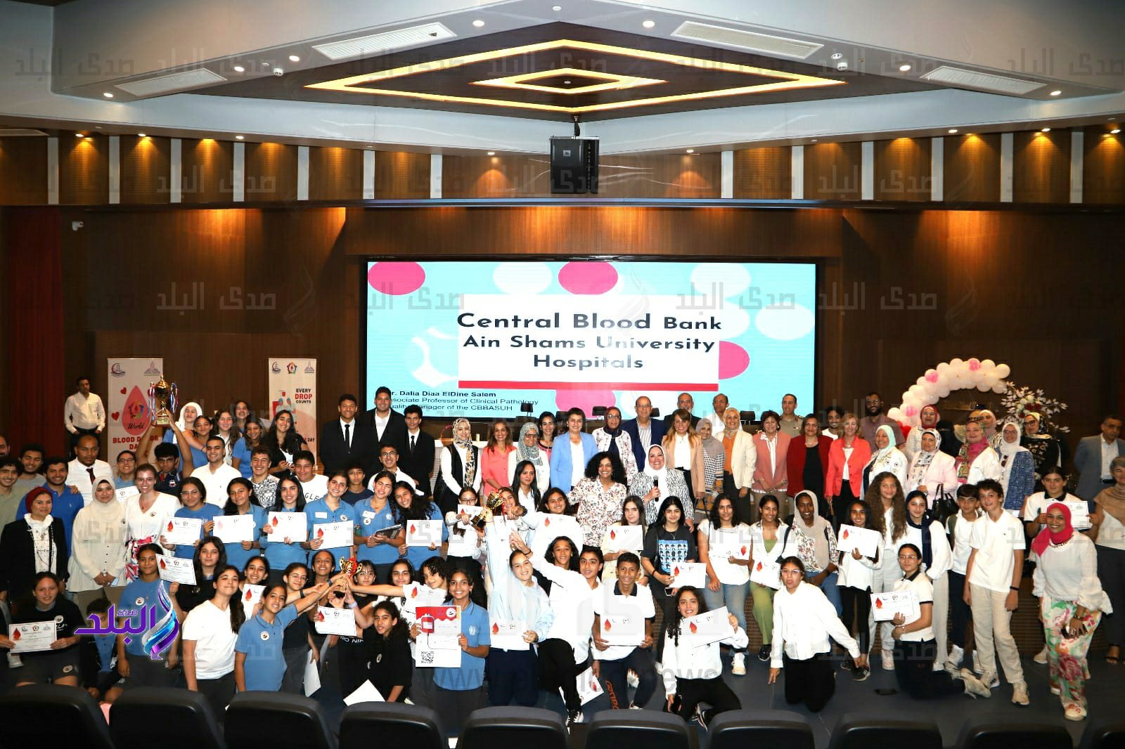 جامعة عين شمس تحتفل باليوم العالمي للتبرع بالدم16