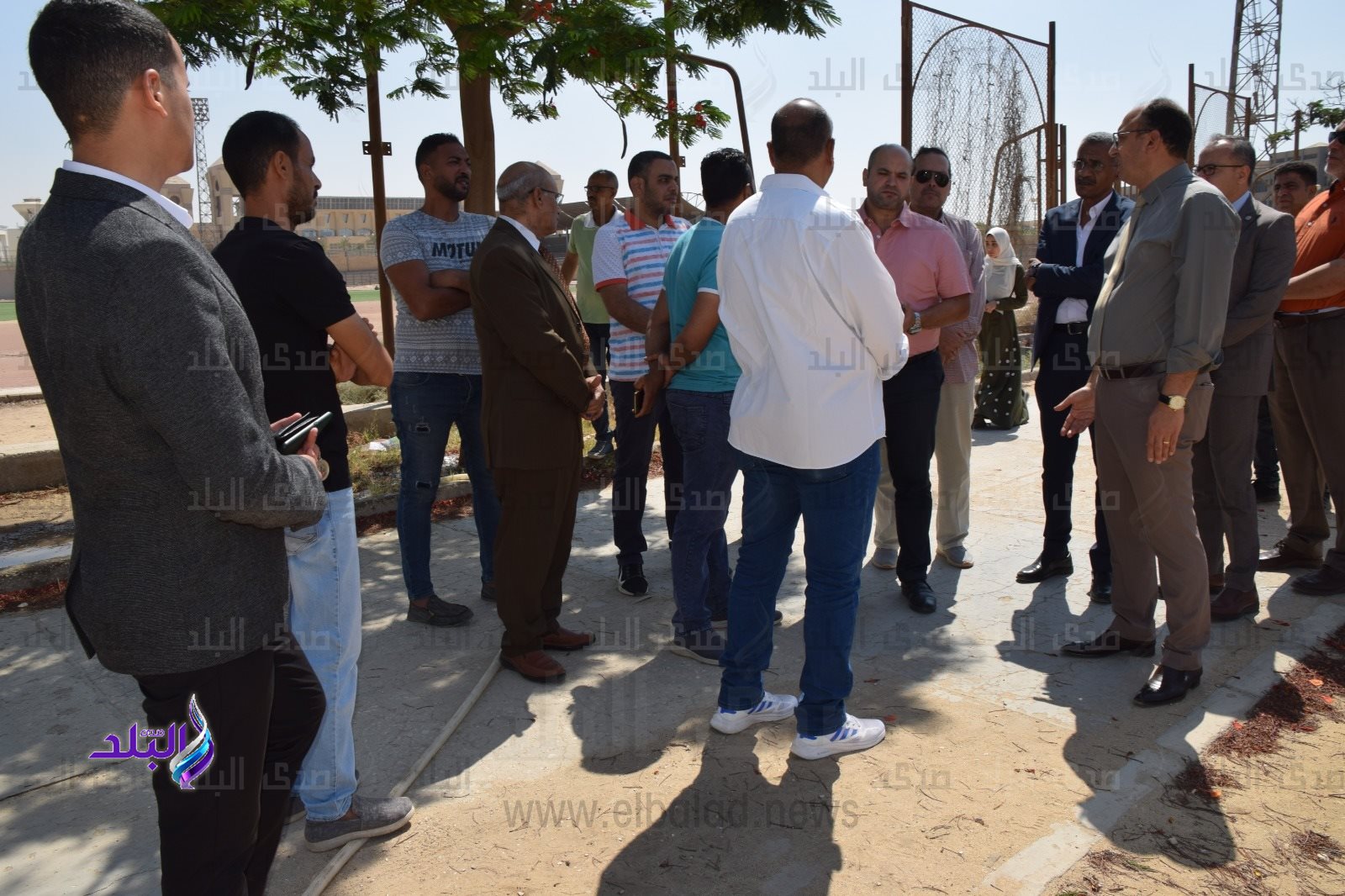 رئيس جامعة حلوان يتفقد المنشآت الرياضية4