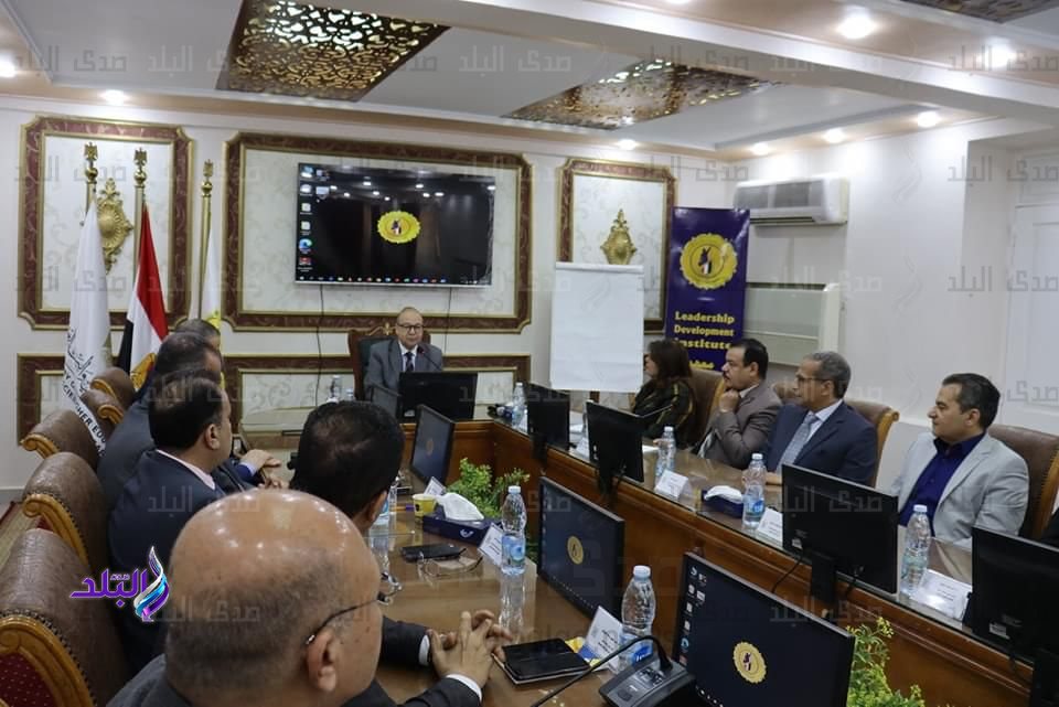 معهد إعداد القادة1