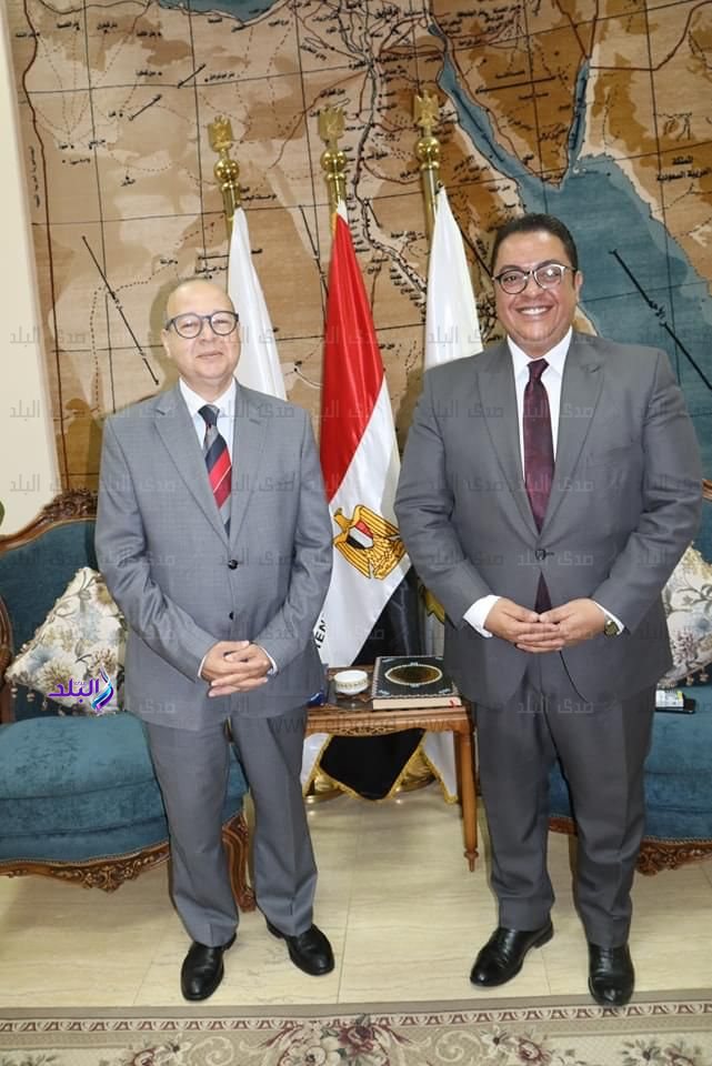 معهد إعداد القادة