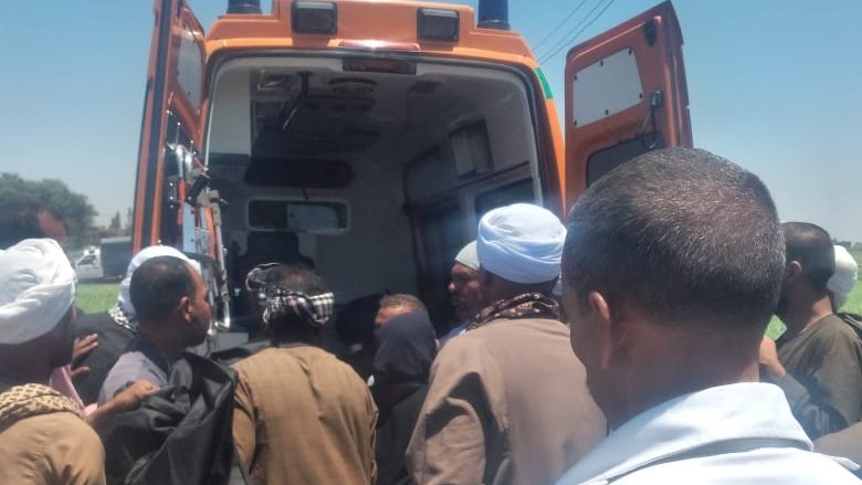 مصرع سيدة ونجلها سقط عليهما عامود إنارة بأسيوط 