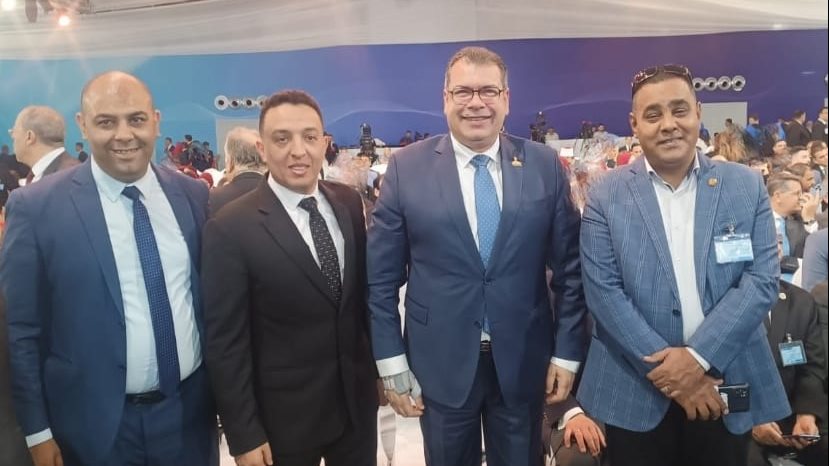 عدد من الشباب المشاركين في المؤتمر الوطني للشباب