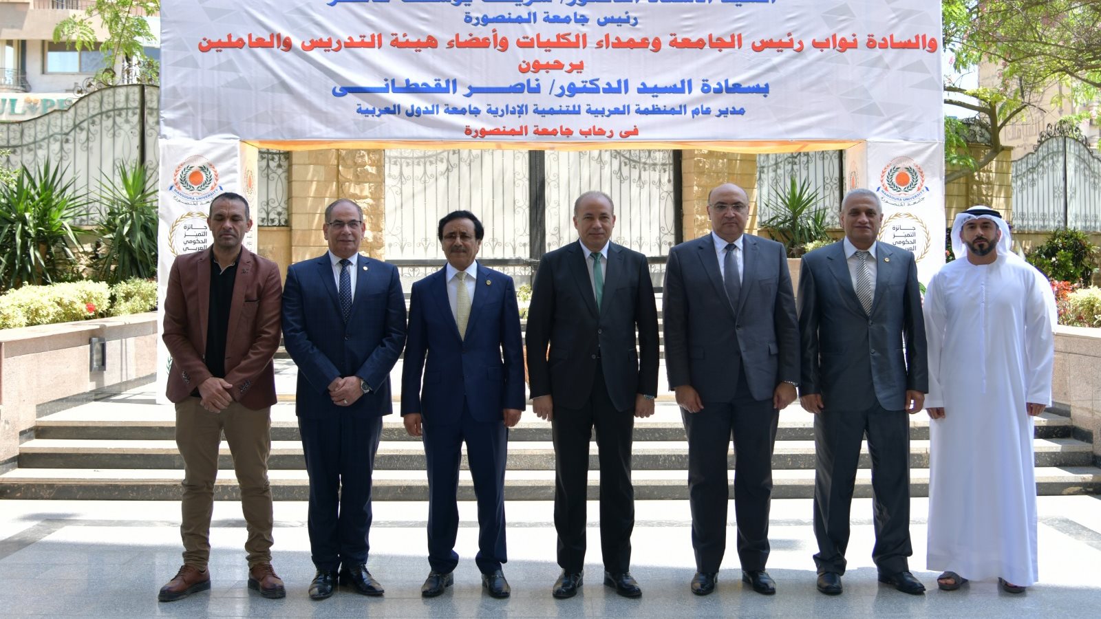 جانب من الندوة التعريفية عن جائزة التميز الحكومي 