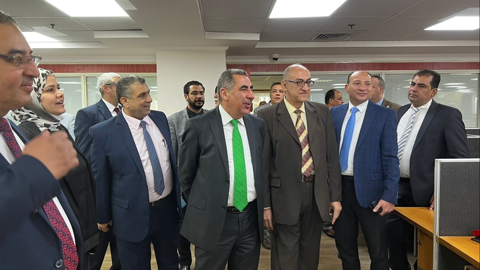 رئيس الضرائب الجديد خلال الجولة