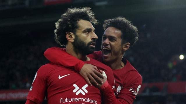 كارفاليو ومحمد صلاح 