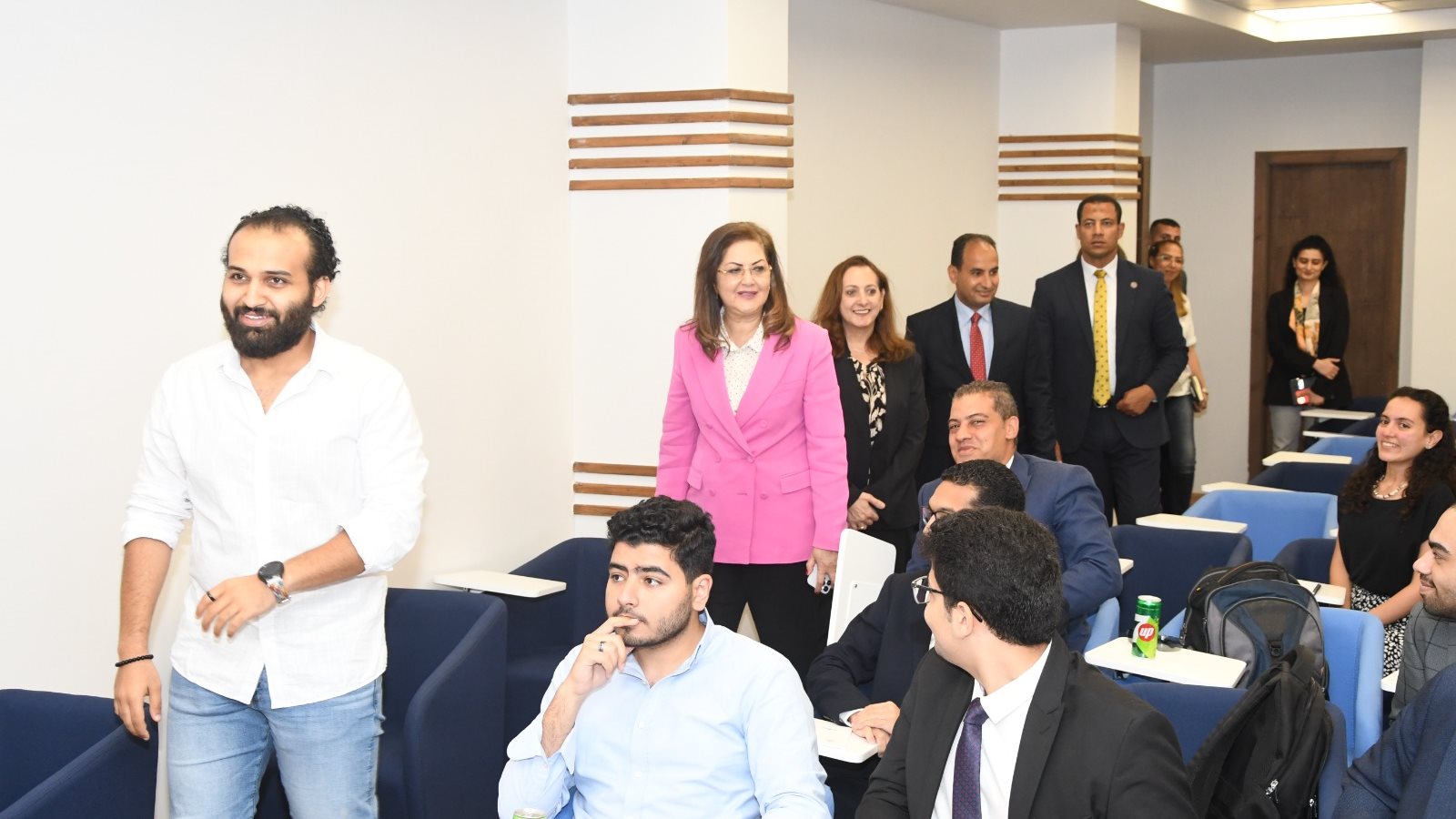 وزيرة التخطيط