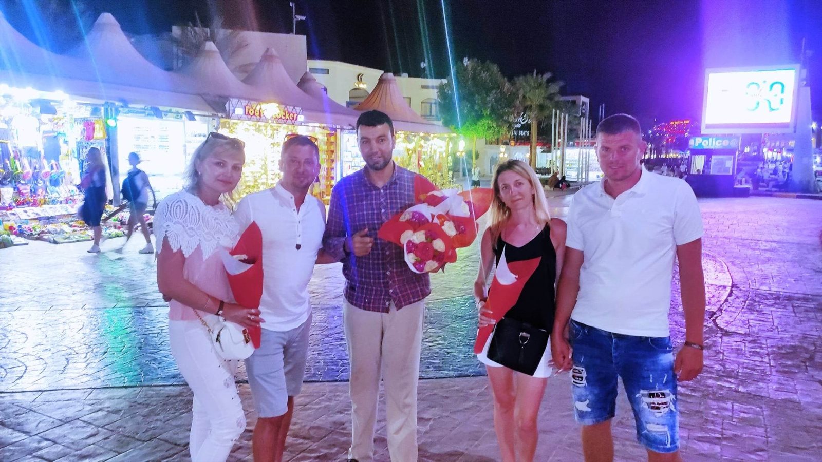 بائع ورد خليج نعمة 