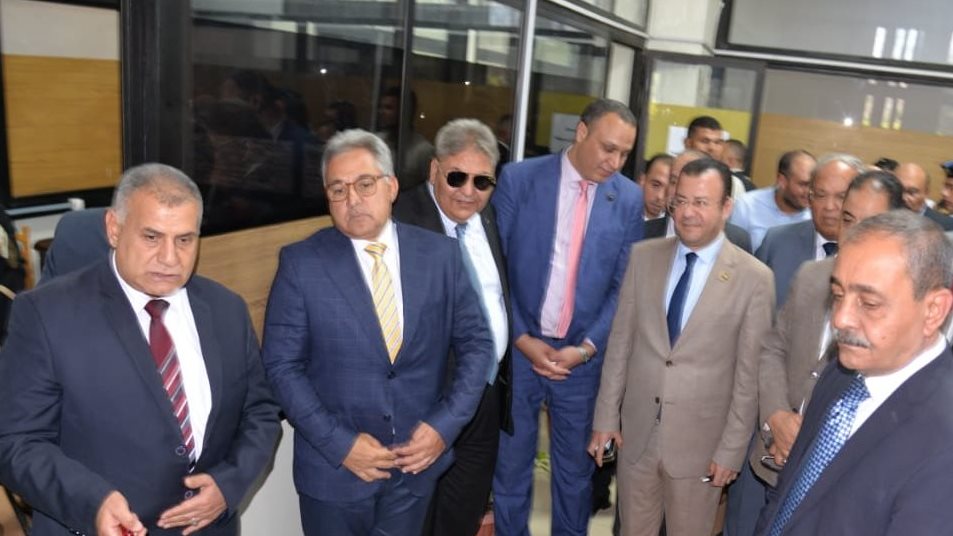 خلال الجولة 