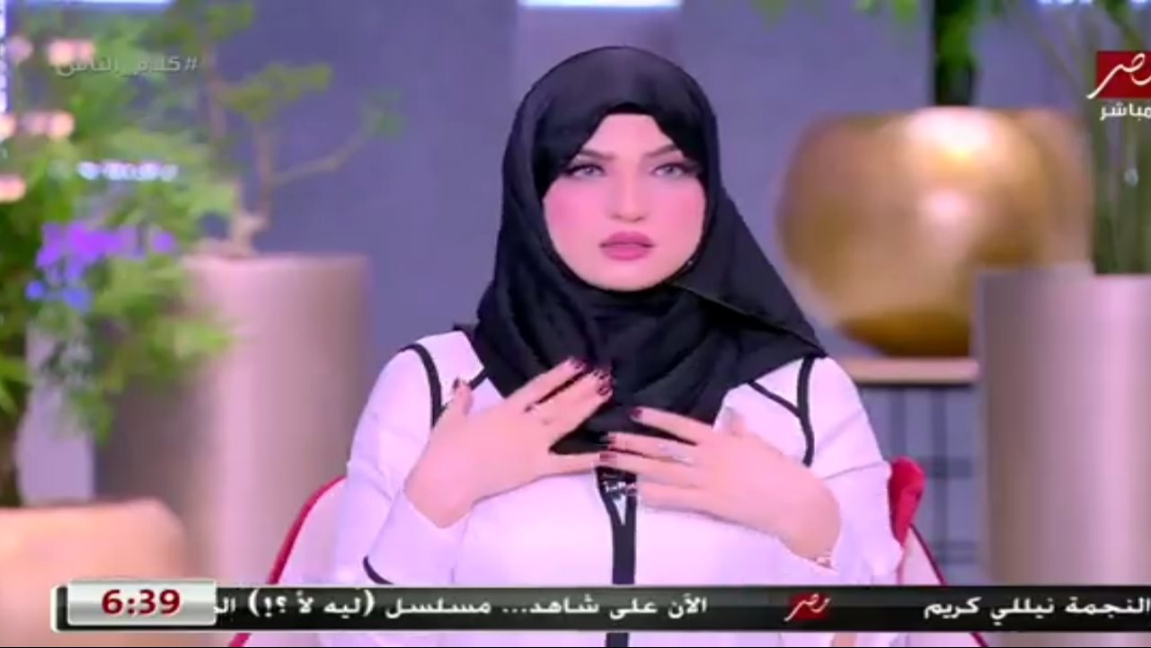 الإعلامية ياسمين عز 