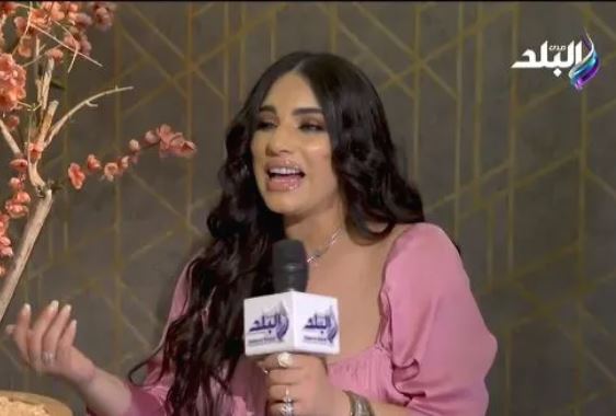 المطربة مروة نصر