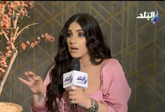 المطربة مروة نصر