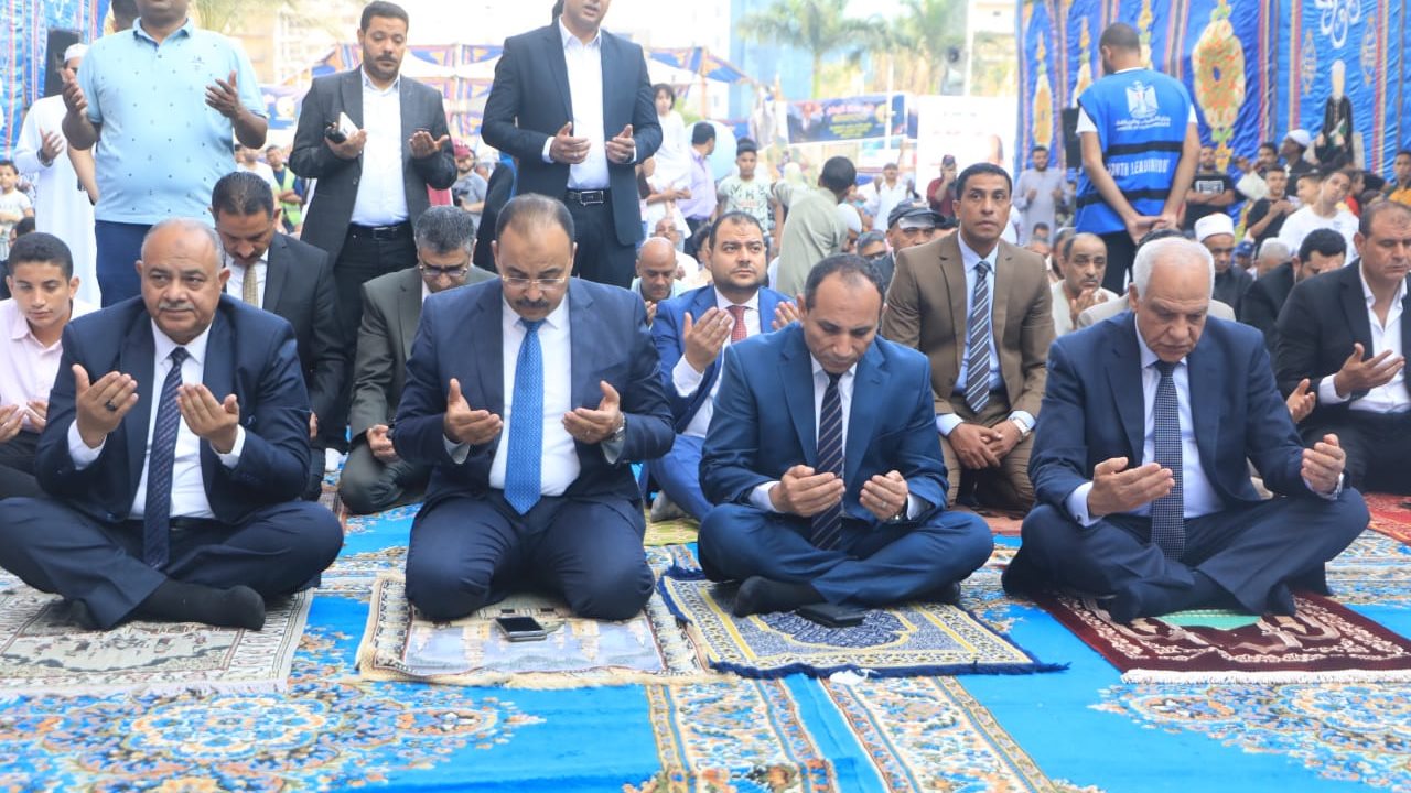 محافظ الجيزة اللواء أحمد راشد محافظ الجيزة اللواء أحمد راشد
