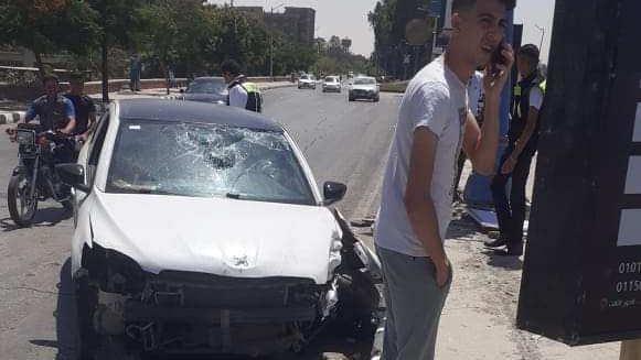 إصابة 3 أشخاص في اصطدام سيارة بعامود إنارة بأسيوط 