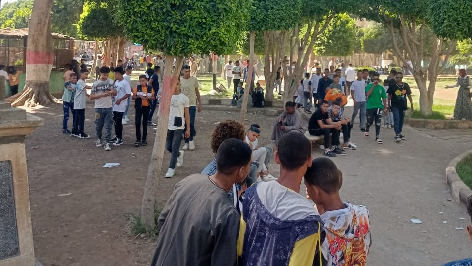 إقبال كبير على الحدائق والمتنزهات العامة بأسيوط 