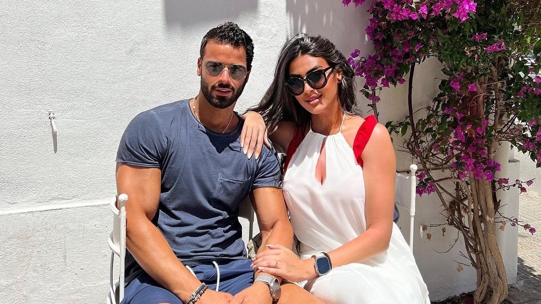 ميرنا نور الدين وزوجها