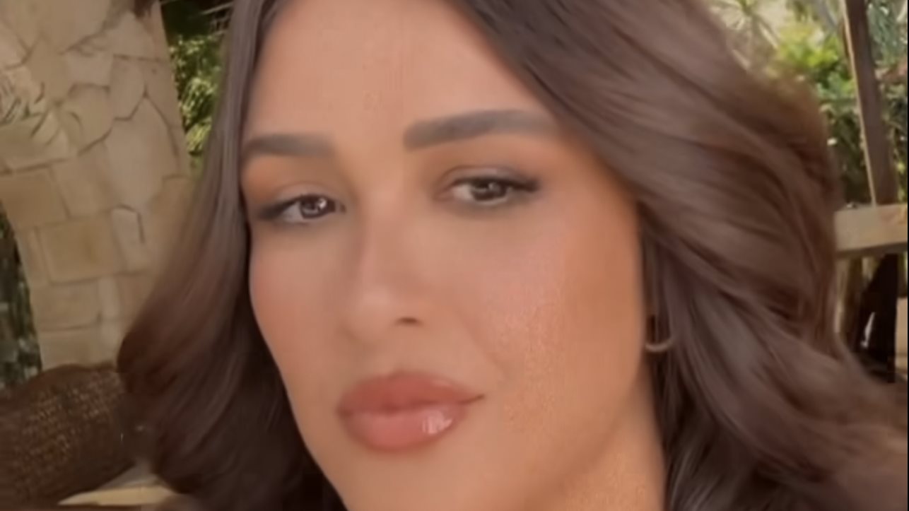 ياسمين عبد العزيز