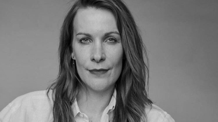 إيفا ماريا دانيلز 