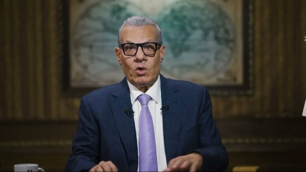  عادل حمودة