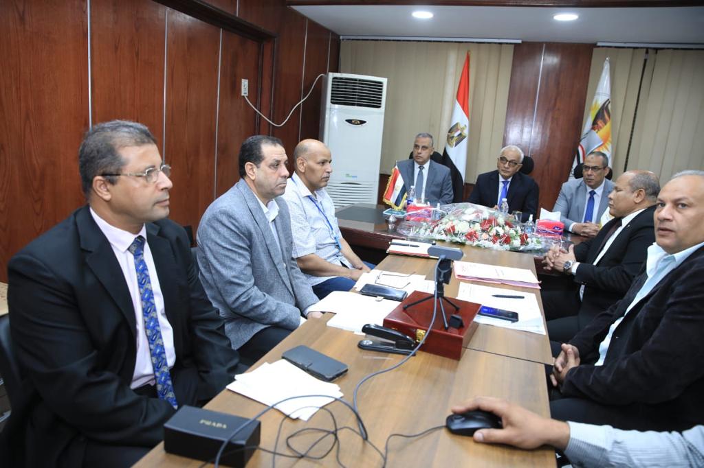 وزير التربية والتعليم ومحافظ سوهاج