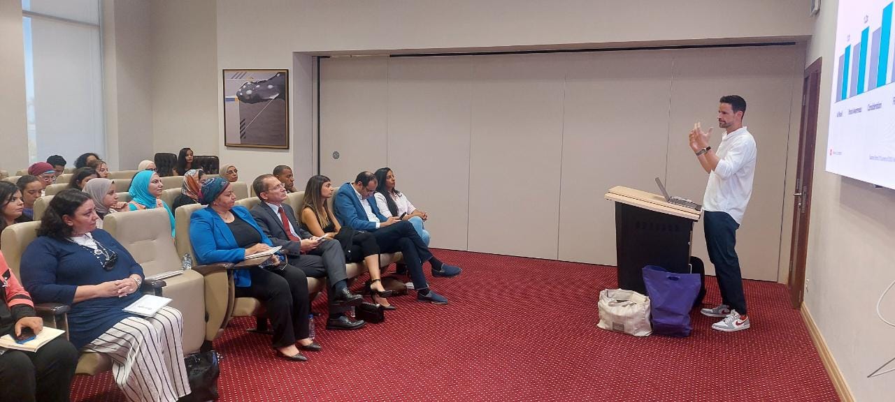 ورشة عمل للعاملين بهيئة تنشيط السياحة 