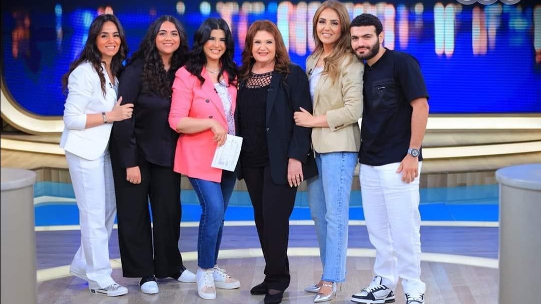  ميمى جمال وبناتها وأحفادها